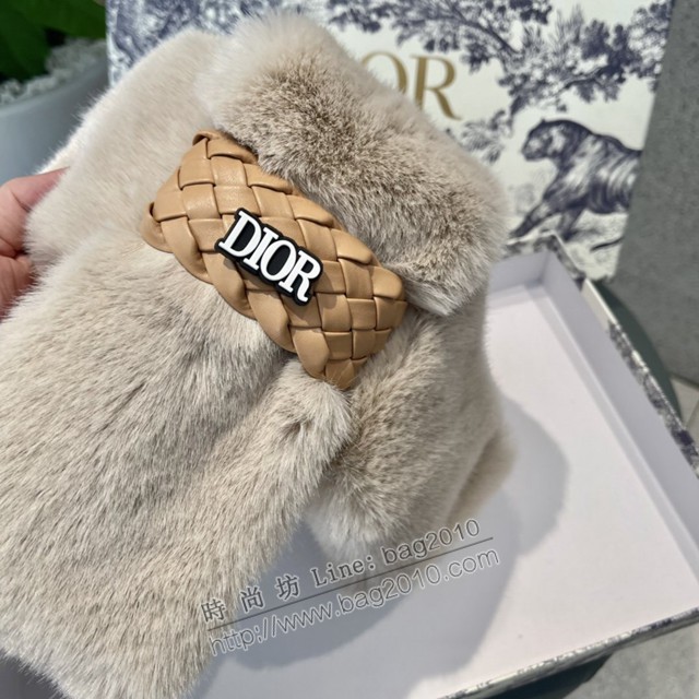 Dior秋冬新款圍巾 迪奧淑女風冬季保暖毛領 護頸針織圍脖 Dior仿兔毛絨加厚皮草  mmj1603